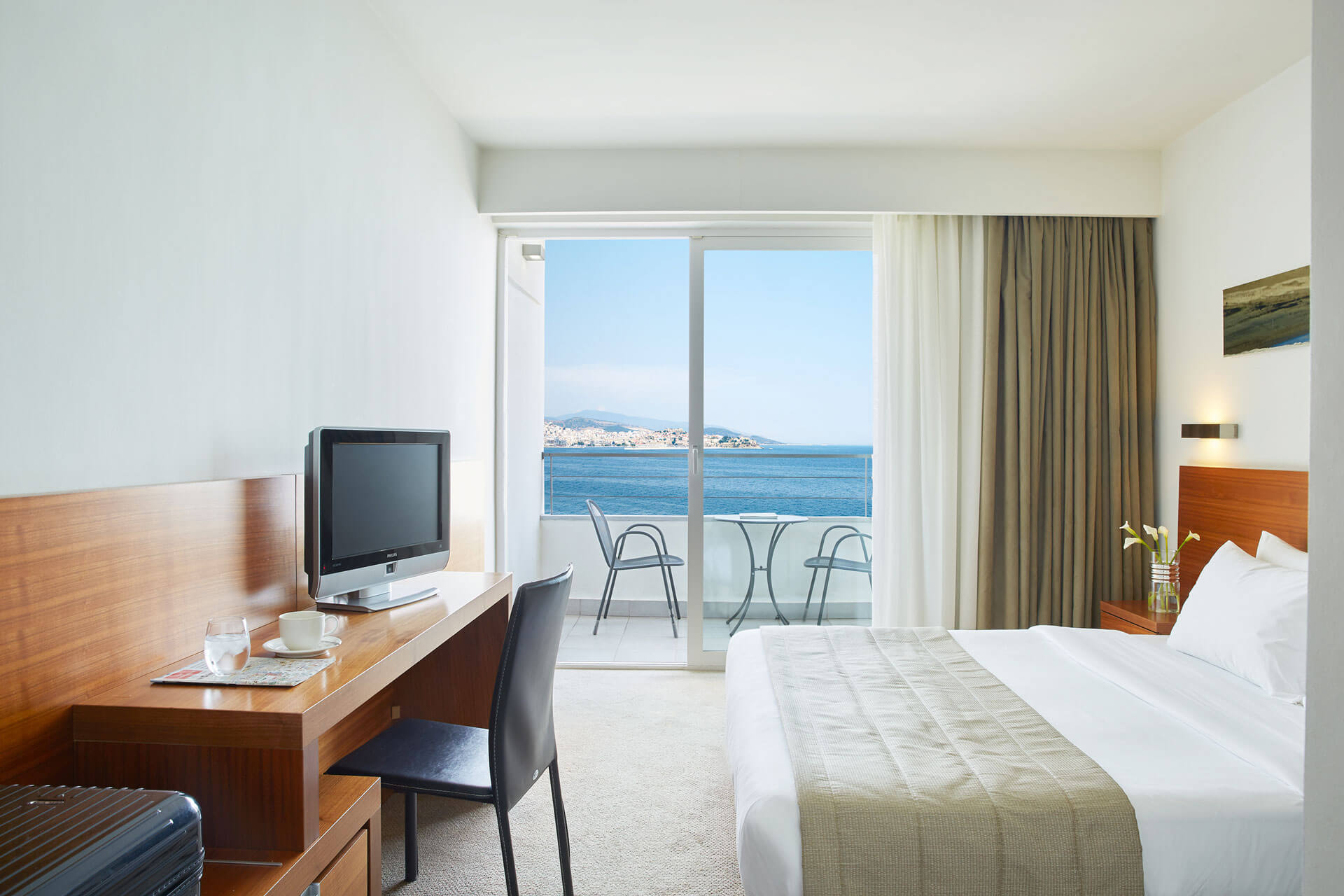 guest_room_sea_view_2