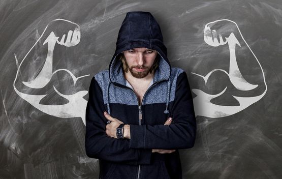 Quels sont les effets des stéroïdes sur la récupération nerveuse ?